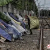 Relokasi Warga Tepi Rel Senen