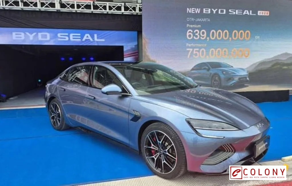 Tesla Mobil Listrik Terlaris