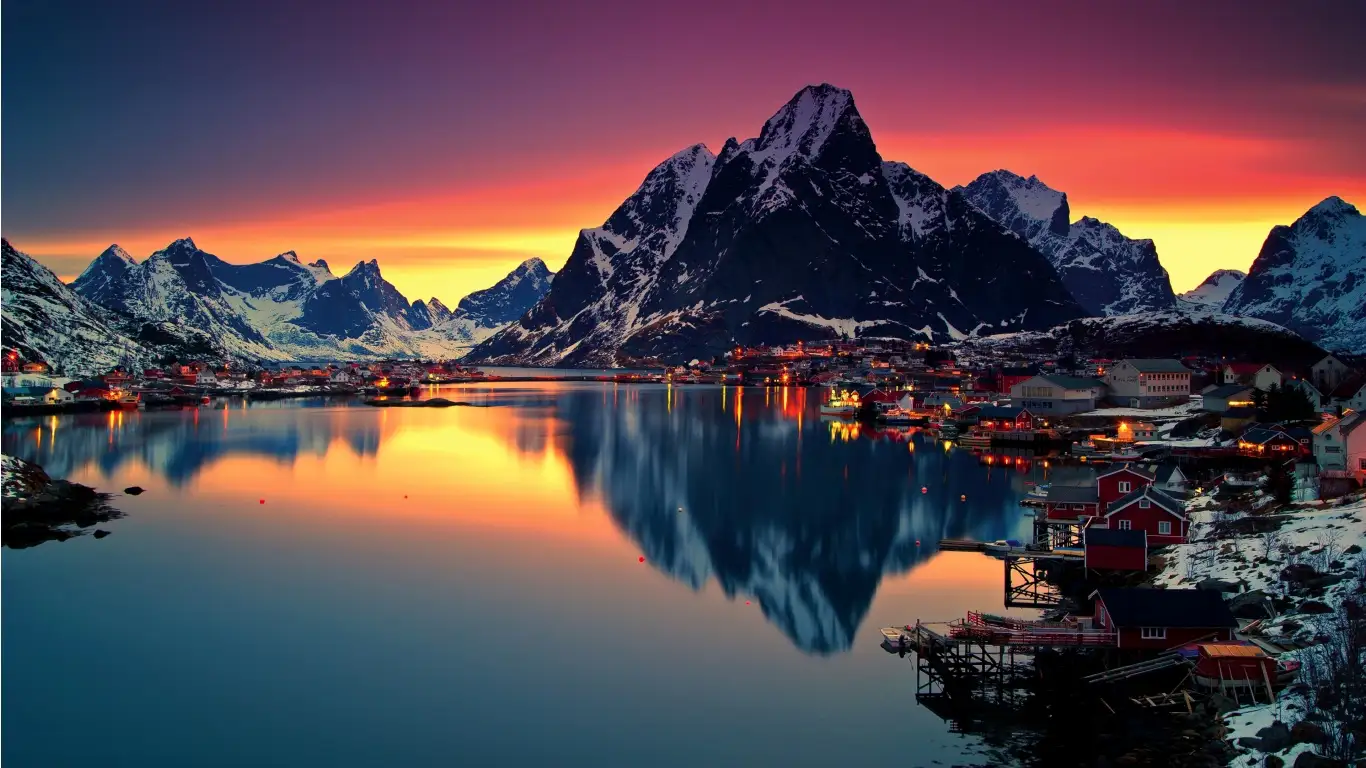 Wisata Alam Norwegia, Menjelajahi Fjord hingga Aurora di Langit Arktik